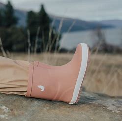 Crywolf Rain Boots- Blush